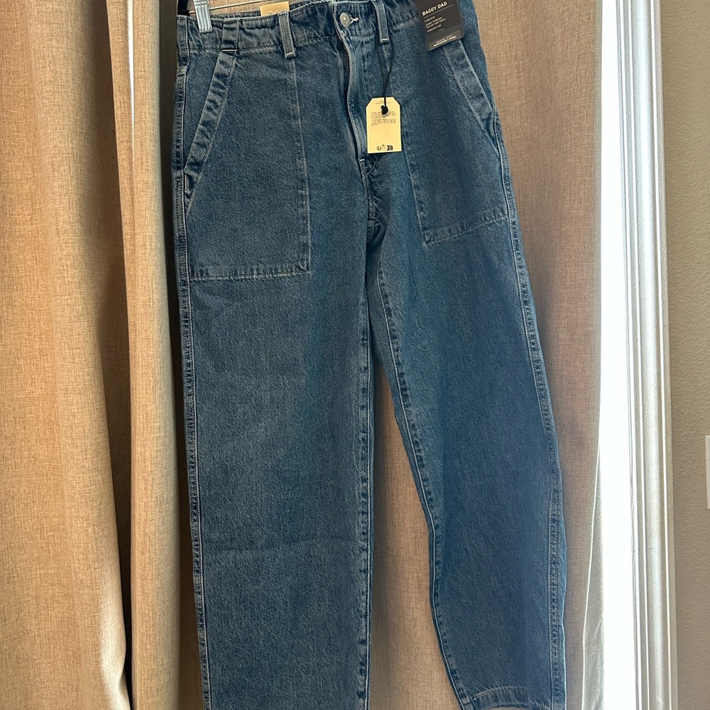 Levi’s Cargo Baggy Dad Jeans Size 27x30